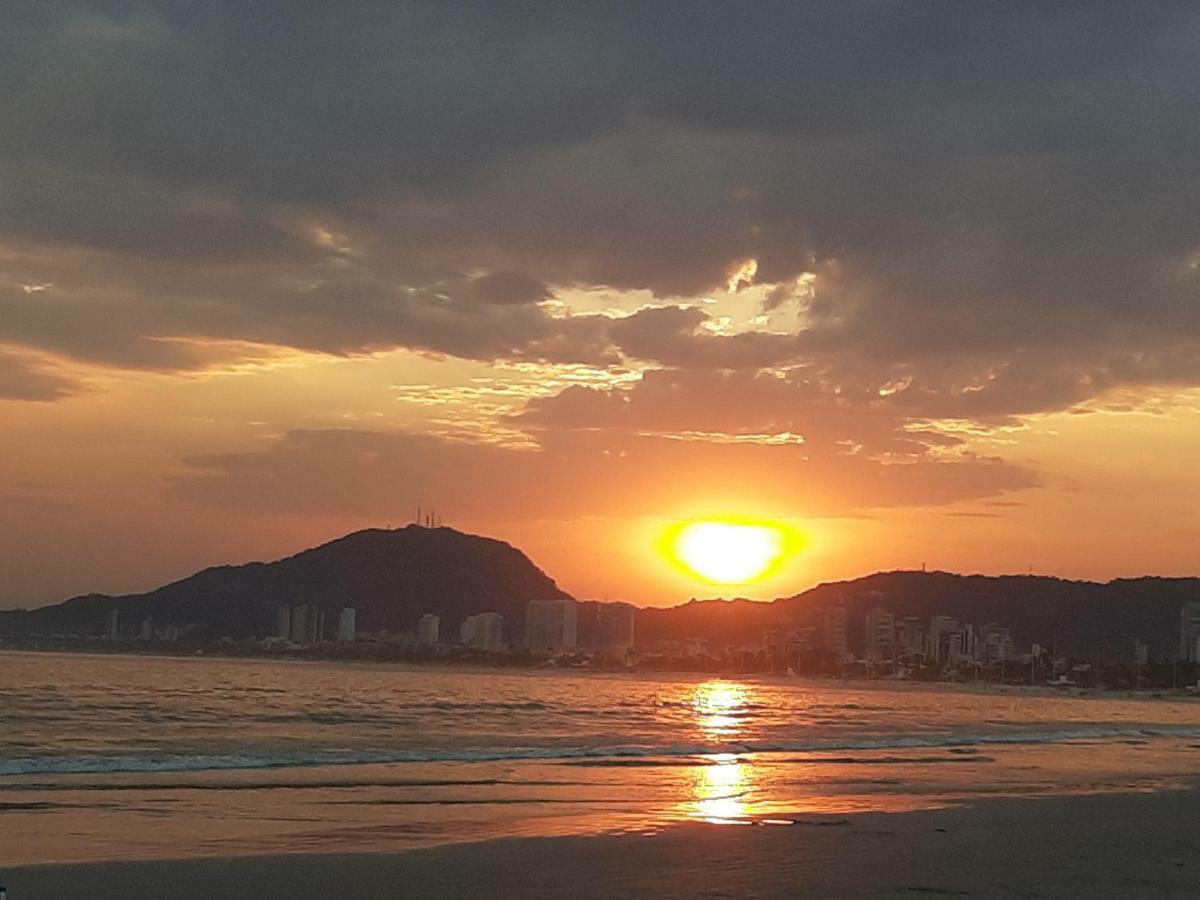 Guaruja Praia Da Enseada Extérieur photo